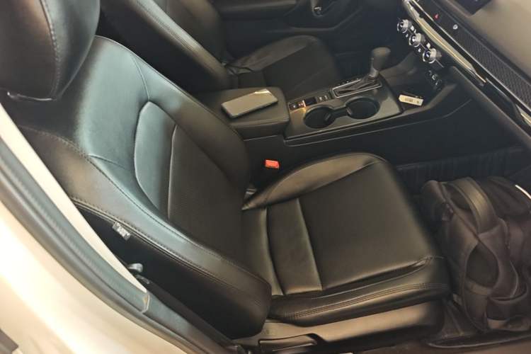 Used Honda Integra 2022 240TURBO CVT Technology Edition Right Front Seat