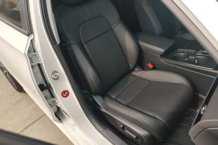 Used Honda Integra 2022 240TURBO CVT Luxury Edition Right Front Seat