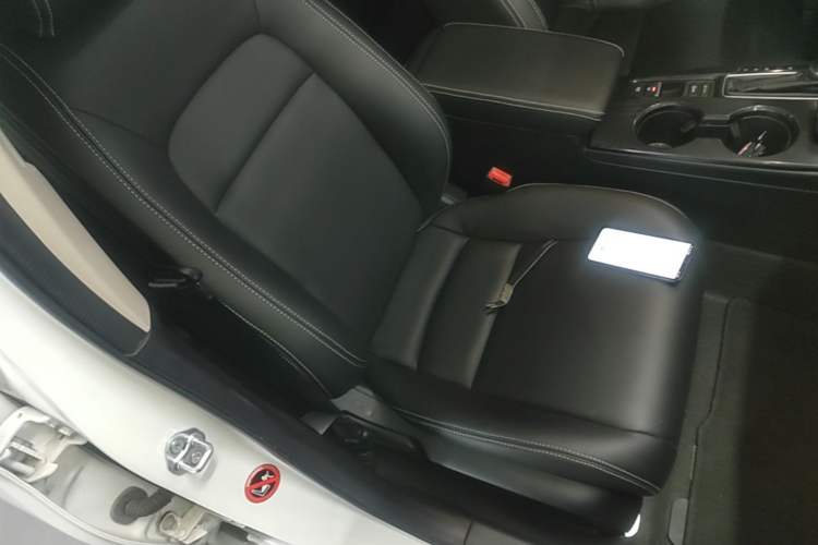 Used Honda Integra 2022 240TURBO CVT Technology Edition Right Front Seat