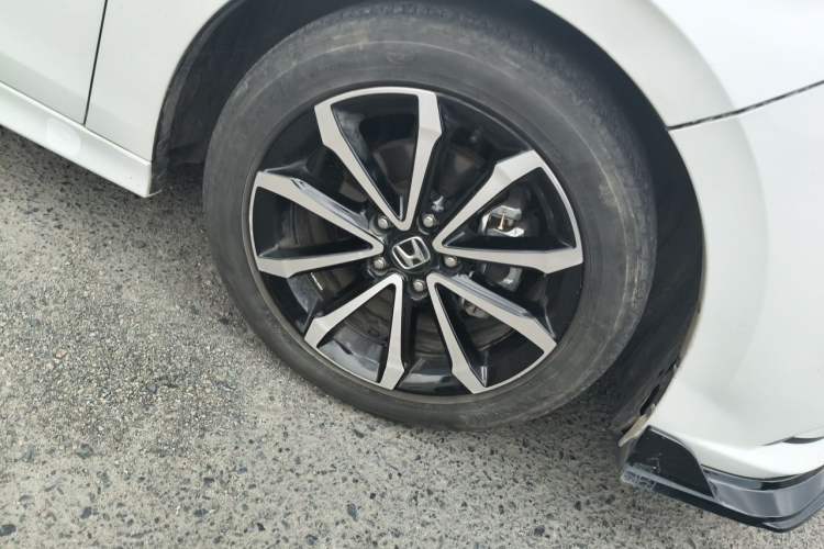 Used Honda Integra 2022 240TURBO CVT Prestige Edition Right Front Wheel Hub