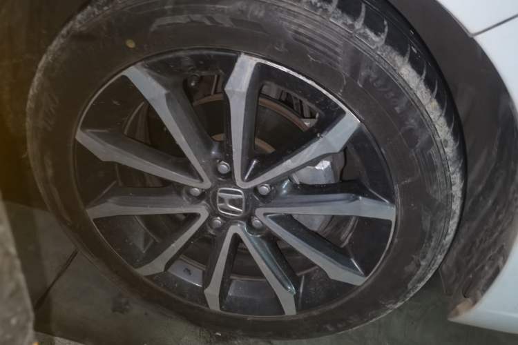 Used Honda Integra 2022 240TURBO CVT Luxury Edition Right Front Wheel Hub