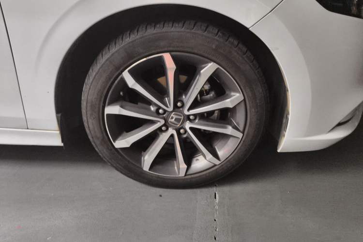 Used Honda Integra 2022 240TURBO CVT Luxury Edition Right Front Wheel Hub