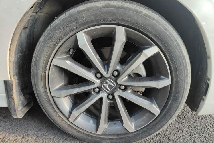 Used Honda Integra 2022 240TURBO CVT Luxury Edition Right Front Wheel Hub
