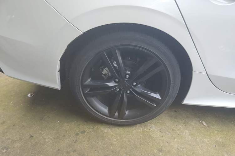 Used Honda Integra 2022 240TURBO CVT Phantom Night Luxury Edition Right Rear Wheel Hub