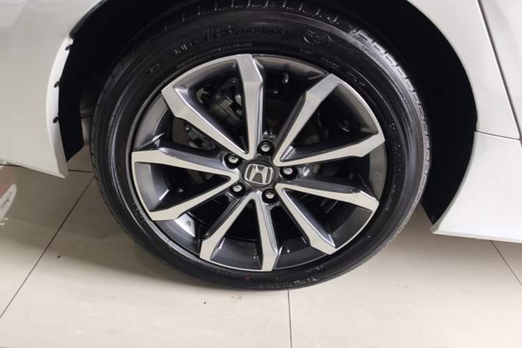 Used Honda Integra 2022 240TURBO CVT Phantom Night Luxury Edition Right Rear Wheel Hub