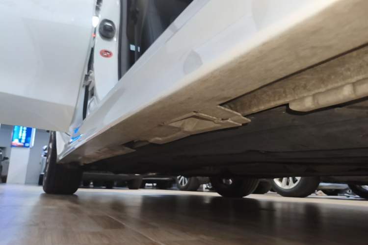 Used Honda Integra 2022 240TURBO CVT Luxury Edition Right Side Sill