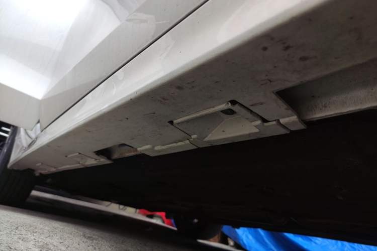Used Honda Integra 2022 240TURBO CVT Technology Edition Right Side Sill