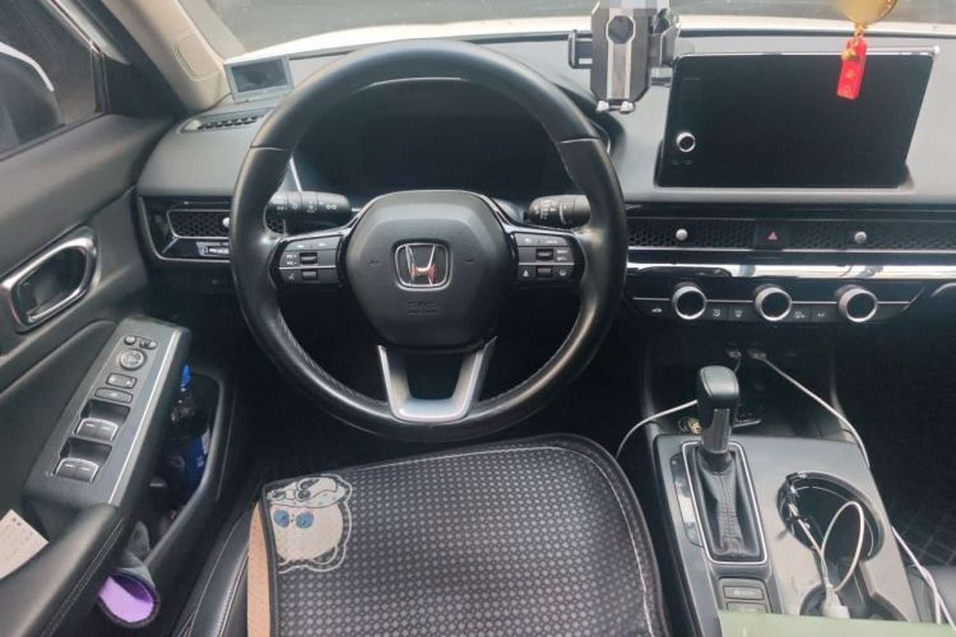 Used Honda Integra 2022 240TURBO CVT Luxury Edition Steering Wheel