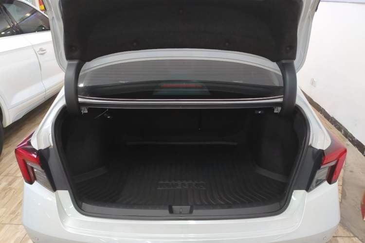 Used Honda Integra 2022 240TURBO CVT Luxury Edition Trunk