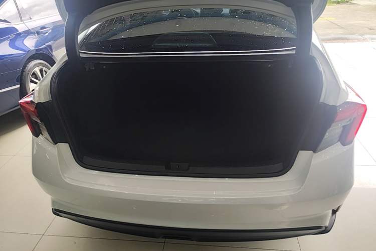 Used Honda Integra 2022 240TURBO CVT Luxury Edition Trunk