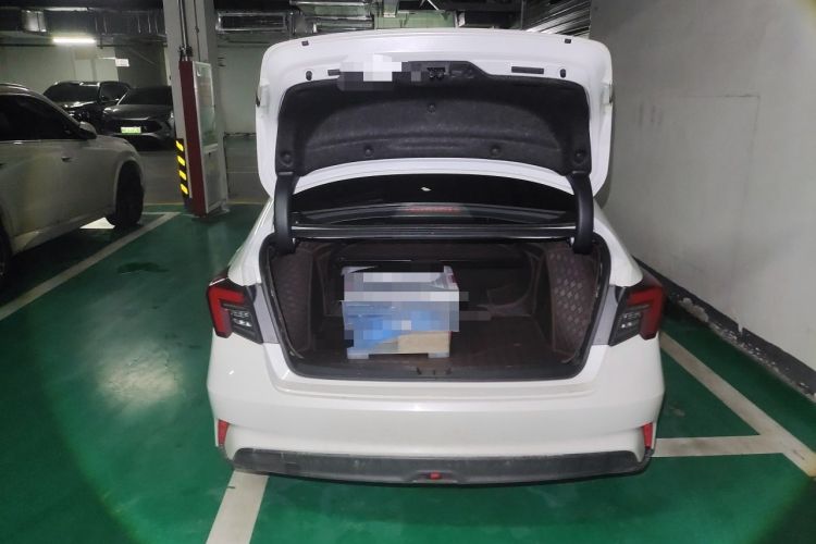 Used Honda Integra 2022 240TURBO CVT Technology Edition Trunk