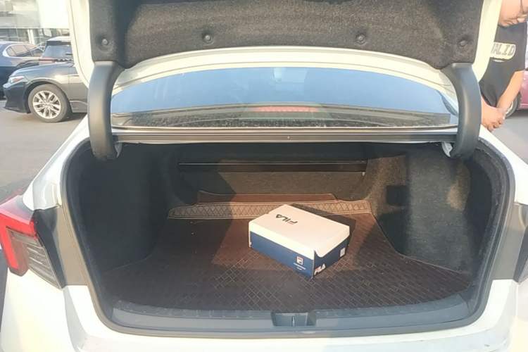 Used Honda Integra 2022 240TURBO CVT Technology Edition Trunk