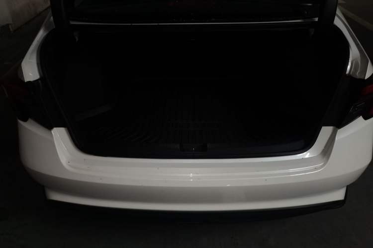 Used Honda Integra 2022 240TURBO CVT Technology Edition Trunk