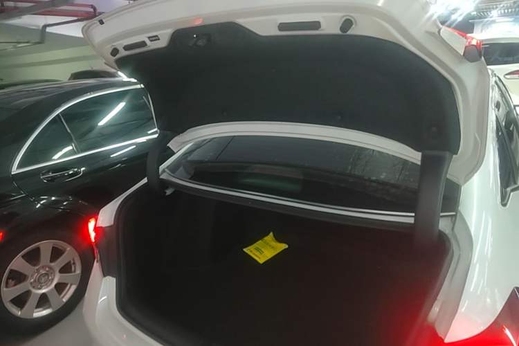 Used Honda Integra 2022 240TURBO CVT Technology Edition Trunk
