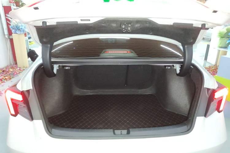 Used Honda Integra 2022 240TURBO CVT Luxury Edition Trunk