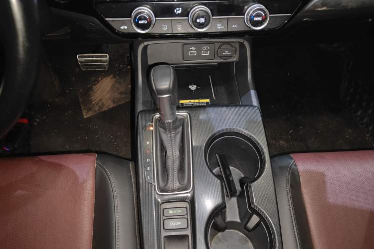 Used Honda Integra 2022 240TURBO CVT Technology Edition Gear Lever