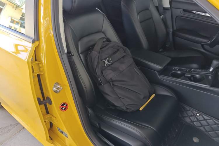 Used Honda Integra 2022 240TURBO CVT Technology Edition Right Front Seat