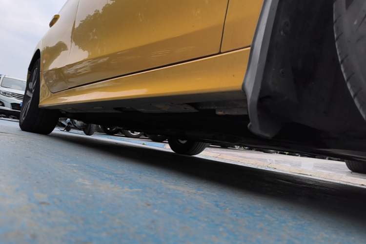 Used Honda Integra 2022 240TURBO CVT Technology Edition Right Side Sill
