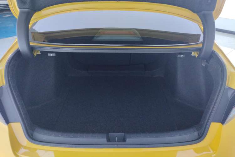 Used Honda Integra 2022 240TURBO CVT Luxury Edition Trunk