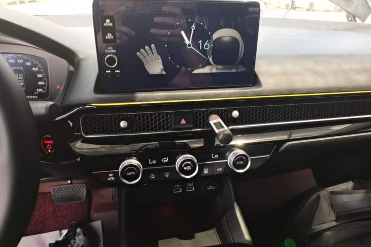 Used Honda Integra 2023 2.0L eHEV Tech Edition Audio And AC Panel