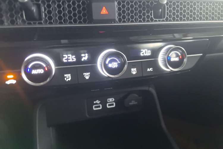 Used Honda Integra 2023 240TURBO Manual Exclusive Edition Audio And AC Panel