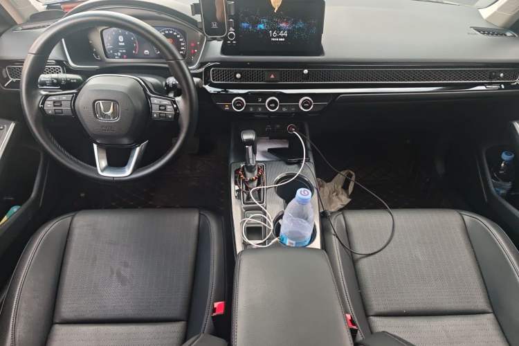 Used Honda Integra 2023 240TURBO CVT Luxury Edition Center Console