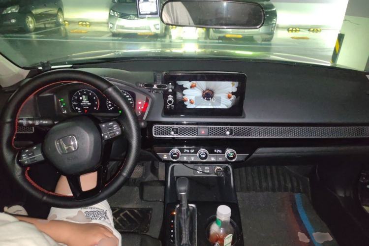 Used Honda Integra 2023 240TURBO CVT Tech Edition Center Console