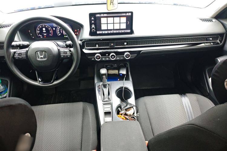 Used Honda Integra 2023 240TURBO CVT Leading Edition Center Console
