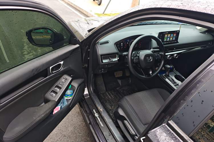 Used Honda Integra 2023 240TURBO CVT Leading Edition Driver Seat