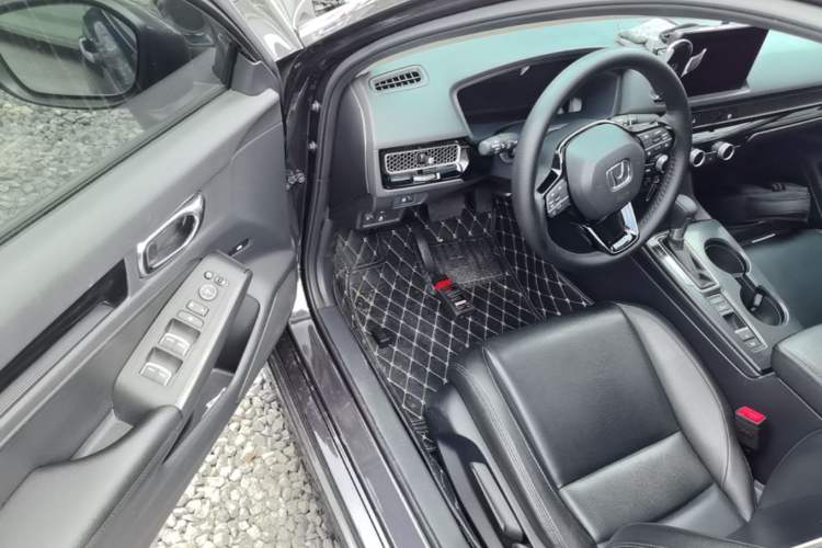 Used Honda Integra 2023 240TURBO CVT Leading Edition Driver Seat