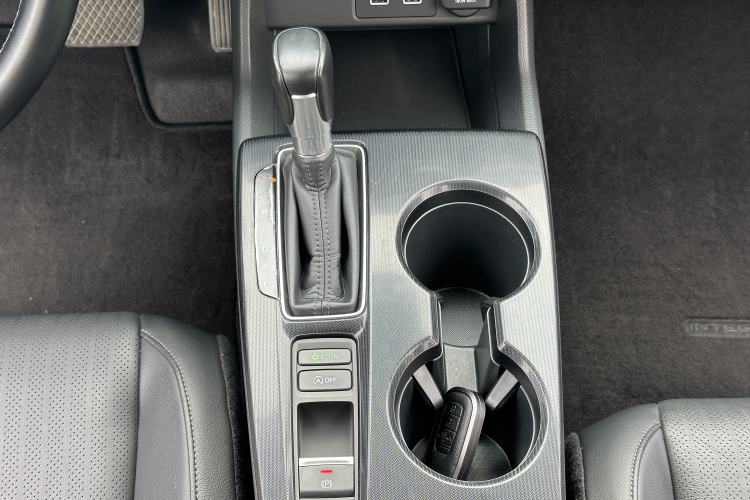 Used Honda Integra 2023 240TURBO CVT Smart Enjoyment Version Gear Lever