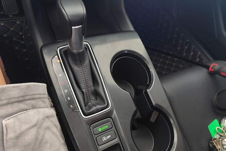 Used Honda Integra 2023 240TURBO CVT Luxury Edition Gear Lever