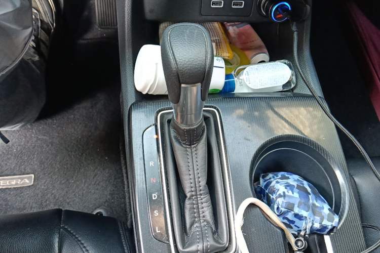 Used Honda Integra 2023 240TURBO CVT Leading Edition Gear Lever