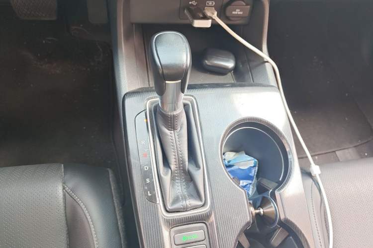 Used Honda Integra 2023 240TURBO CVT Luxury Edition Gear Lever