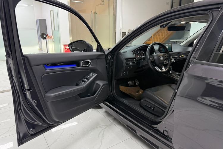Used Honda Integra 2023 HATCHBACK 240TURBO CVT Phantom Night Luxury Edition Interior 10