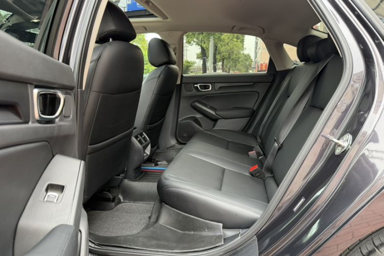 Used Honda Integra 2023 240TURBO CVT Tech Edition Interior 3
