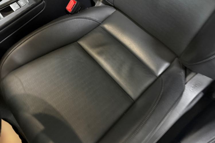 Used Honda Integra 2023 HATCHBACK 240TURBO CVT Phantom Night Luxury Edition Interior 9