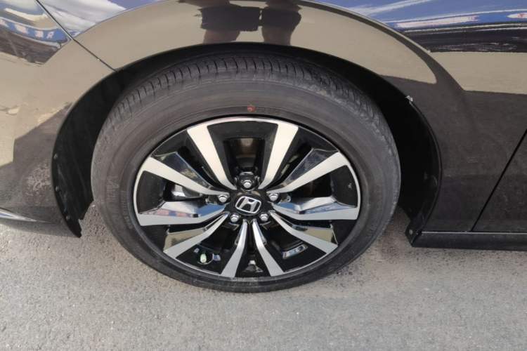 Used Honda Integra 2023 2.0L eHEV Tech Edition Left Front Wheel Hub