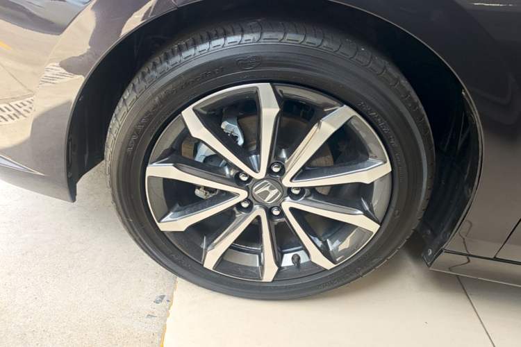 Used Honda Integra 2023 240TURBO CVT Luxury Edition Left Front Wheel Hub