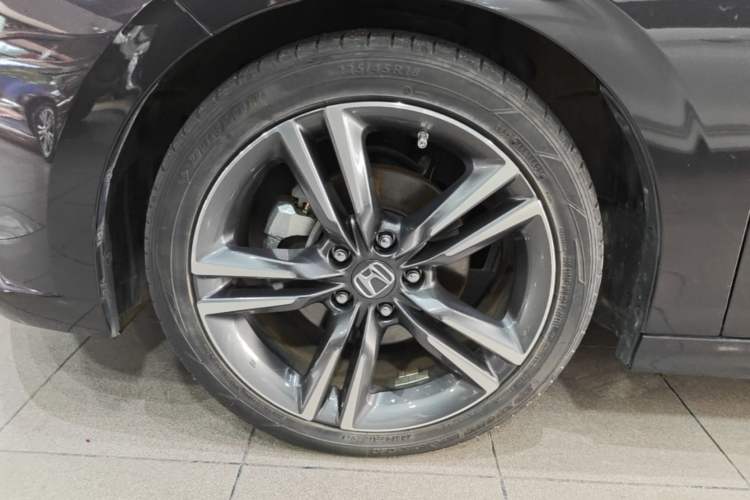 Used Honda Integra 2023 2.0L eHEV Sharp – Premium Edition Left Front Wheel Hub