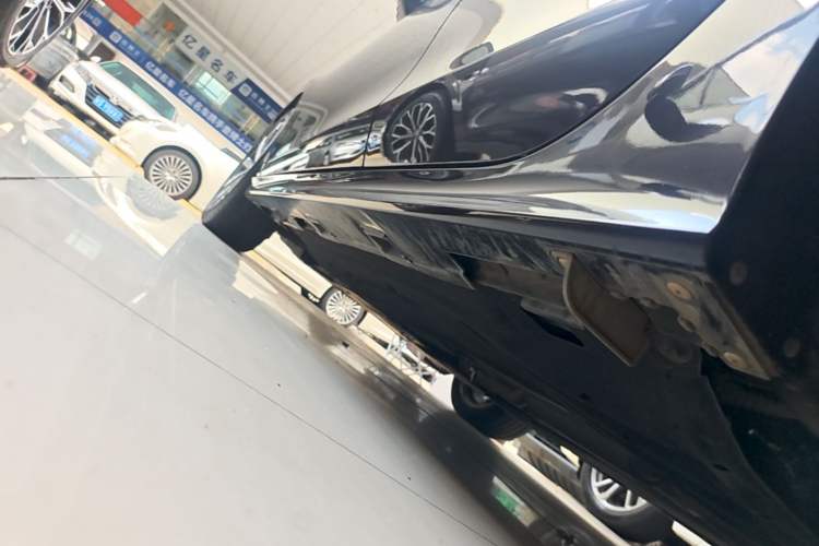 Used Honda Integra 2023 240TURBO CVT Luxury Edition Left Side Sill