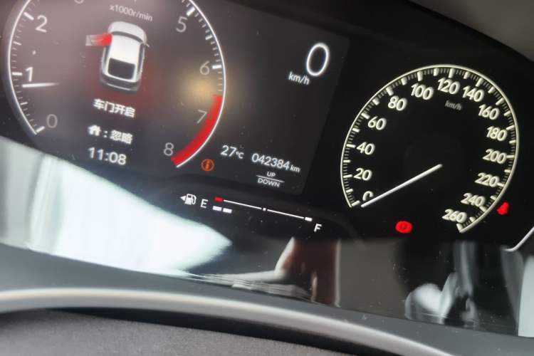 Used Honda Integra 2023 HATCHBACK 240TURBO Manual Exclusive Edition Odometer Close Up