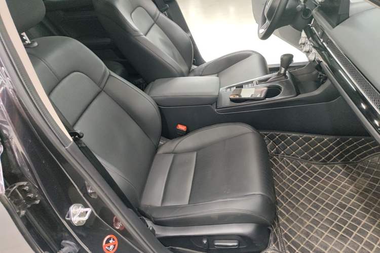 Used Honda Integra 2023 240TURBO CVT Smart Enjoyment Version Right Front Seat