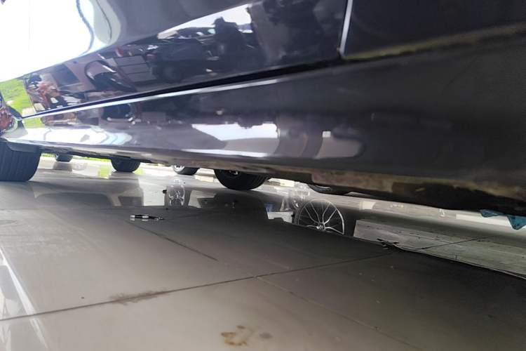 Used Honda Integra 2023 240TURBO CVT Luxury Edition Right Side Sill