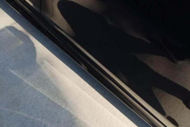 Used Honda Integra 2023 HATCHBACK 240TURBO CVT Trendsetting Edition Right Side Sill