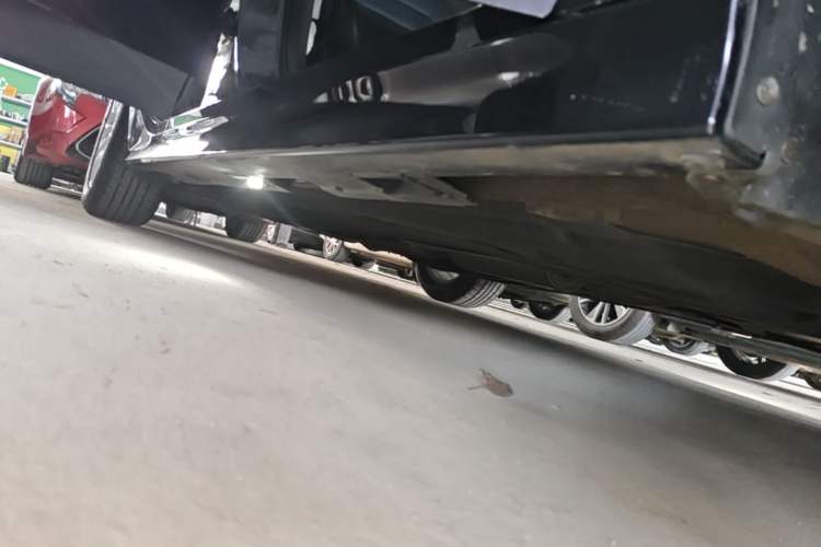Used Honda Integra 2023 240TURBO CVT Tech Edition Right Side Sill