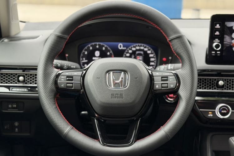 Used Honda Integra 2023 240TURBO CVT Tech Edition Steering Wheel