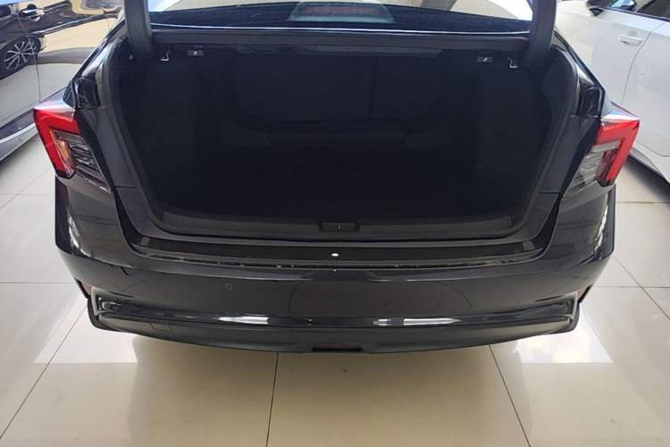 Used Honda Integra 2023 240TURBO CVT Luxury Edition Trunk