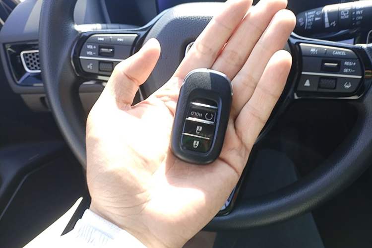 Used Honda Integra 2023 HATCHBACK 240TURBO CVT Trendsetting Edition Vehicle Key