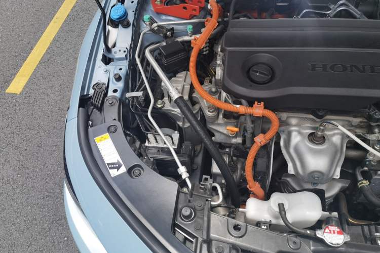 Used Honda Integra 2023 2.0L eHEV Sharp – Premium Edition Engine Bay Right